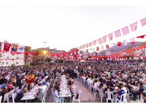 Büyükşehir Belediyesi 227 bin 550 kişilik iftar yemeği ikram etti