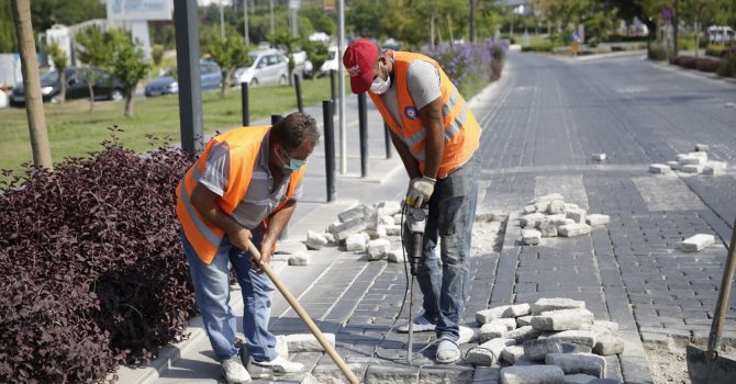 Konyaaltı Sahil Yolu’na bakım