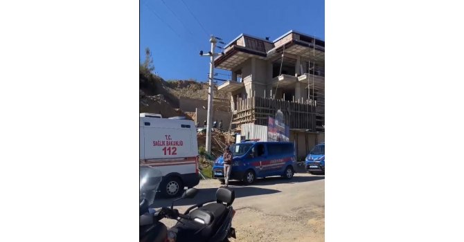 İnşaatın 2’nci katından düşen işçi öldü