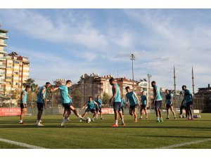 Alanyaspor, Galatasaray maçı hazırlıklarına başladı