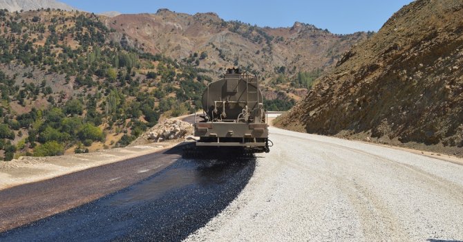 Kumluca Büyükalan-Dereköy grup yoluna asfalt