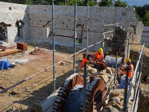 Alanya Gülevşen Camii’nin restore çalışmaları sürüyor