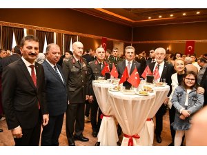 Isparta protokolü bayramlaşma programında buluştu