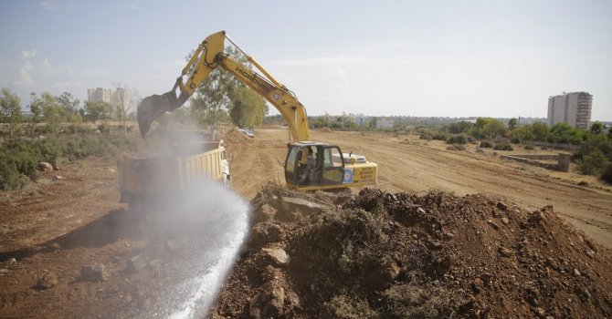 İlk kazma Falezler Caddesi’ne vuruldu