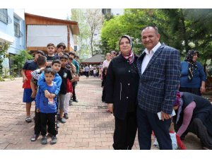 Bayram harçlığı kuyruğu