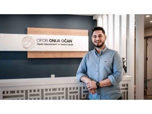 (Düzeltme) Op. Dr. Onur Oğan: “Sosyal medya doğum sonrası süreçte anneleri etkiliyor”