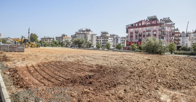 Ünsal’a spor sahalı yeşil alan