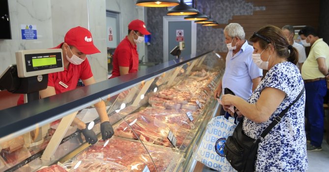 Halk Et’in dördüncü mağazası Serik’te hizmete girdi