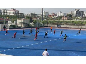 Osmaniye’de Erkekler Açık Alan Hokey Süper Lig 1. etap maçları başladı