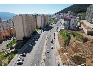 Kahramanmaraş’taki bu yolda iki günde bir trafik kazası oluyor