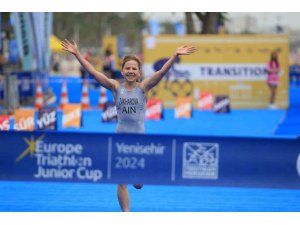 Mersin’de Avrupa Triatlon Genç Kadınlar ve Genç Erkekler Kupası yapıldı