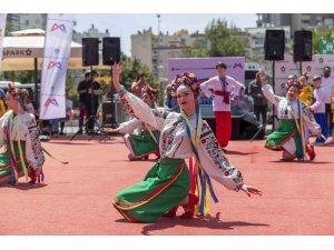 Mersin’de düzenlenen Uluslararası Çocuk Festivali sürüyor
