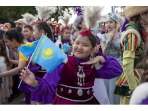 Büyükşehir ’dünya çocuklarını’ Mersin’de buluşturdu