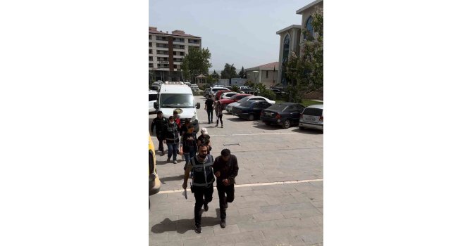 Kahramanmaraş’ta hırsızlık yapan 4 kişi yakalandı