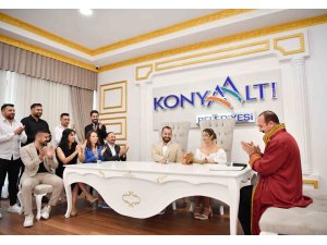 Başkan Kotan ilk nikâhını kıydı