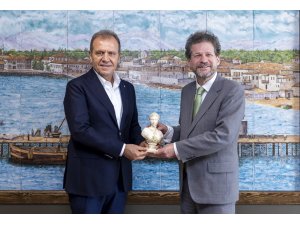 Kuzey Makedonya Büyükelçisi Manasijevski’den Başkan Seçer’e ziyaret