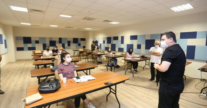 Kepez Yabancı Diller Akademisi’nde 2. dönem