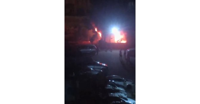 Yaşlı adam alev alev yanan evde hayatını kaybetti