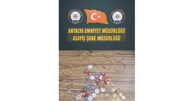 Kendisini polis/savcı olarak tanıtıp 1 milyon 500 bin lira dolandıran şahıs yakalandı