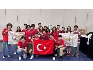 Depremzede öğrenciler, geliştirdikleri projeyle Amerika’dan birincilikle döndüler