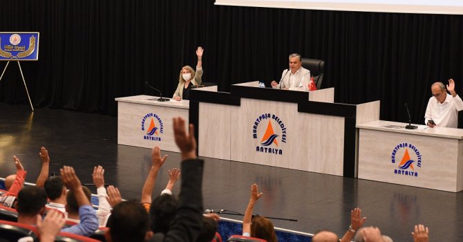Önce Muratpaşalılar sonra meclis kabul etti