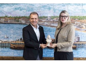 İsveç İstanbul Başkonsolosu Strömquist Başkan Seçer ile görüştü