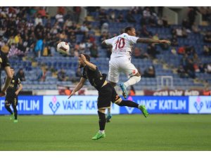 Trendyol Süper Lig: Hatayspor: 0 - MKE Ankaragücü: 0 (İlk yarı)