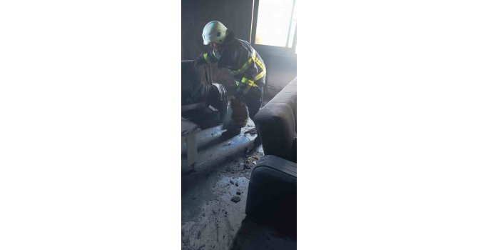 Arsuz’da yanan evde maddi hasar oluştu