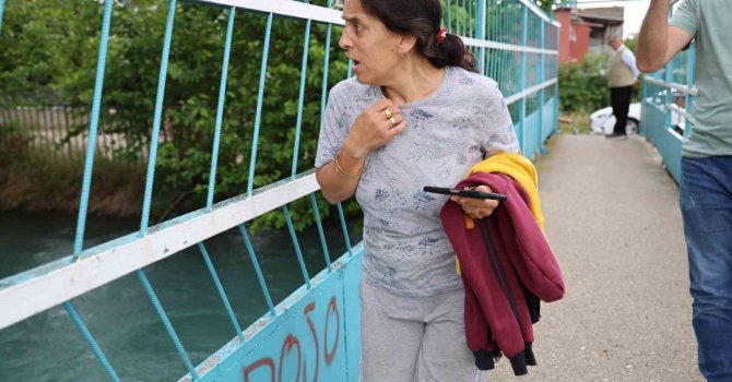 Kaybolan çocuğu oğlu zannetti, feryat etti