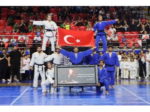 19 Mayıs Atatürk’ü Anma, Gençlik ve Spor Bayramı Burdur’da coşkuyla kutlandı