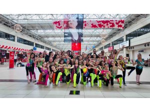 Antalya Havalimanı’nda 19 Mayıs coşkusu