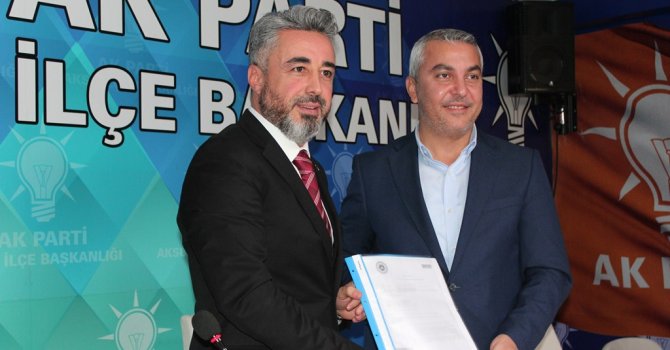 Karataş AK Parti’den aday oldu