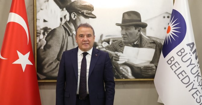 Başkan Böcek'in 29 Ekim Mesajı