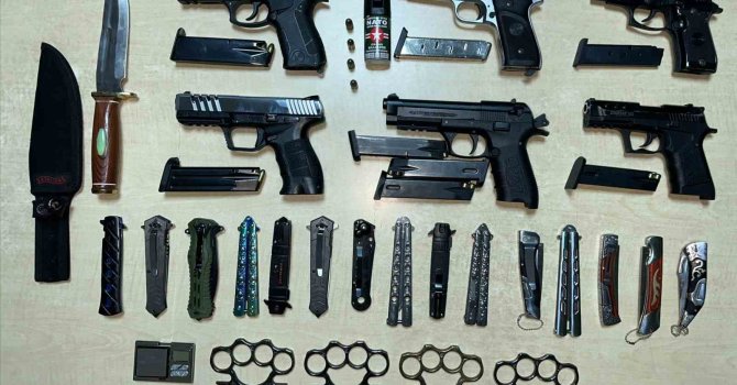 Çukurova polisi 36 silah ele geçirirken 251 suçluyu yakaladı