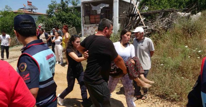 Ağılı yanan kadın sinir krizi geçirdi, ambulansla hastaneye kaldırıldı