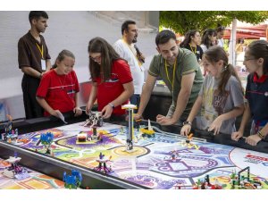 Tarsus Gençlik Kampı, bu kez bilimsel etkinliğe ev sahipliği yaptı