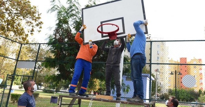Spor sahalarında bakım çalışması