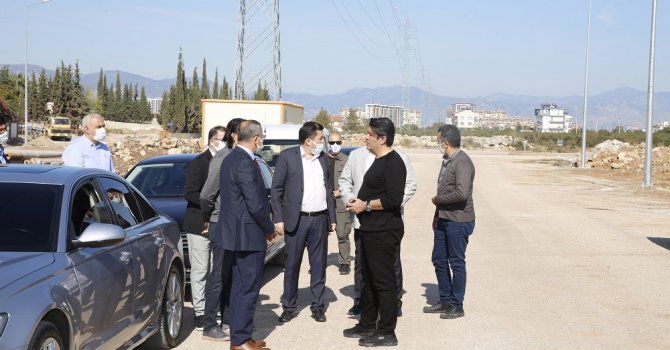 Döşemealtı’nda alt yapı çalışmaları hız kesmiyor