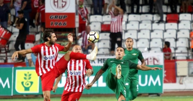 ANTALYASPOR’A SOĞUK DUŞ