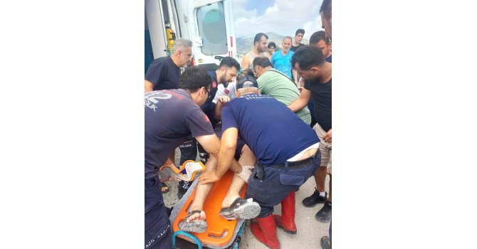 Samandağ’da trafik kazası: 3 yaralı