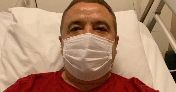 Başkan Böcek solunum cihazından ayrıldı