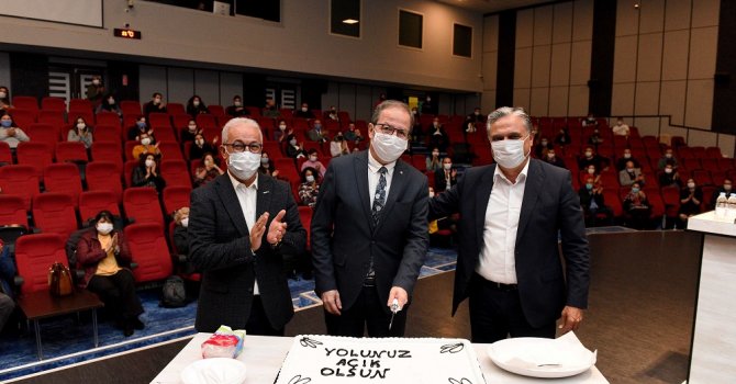 Muratpaşa, Emin Sözen’in İzmir’e uğurladı