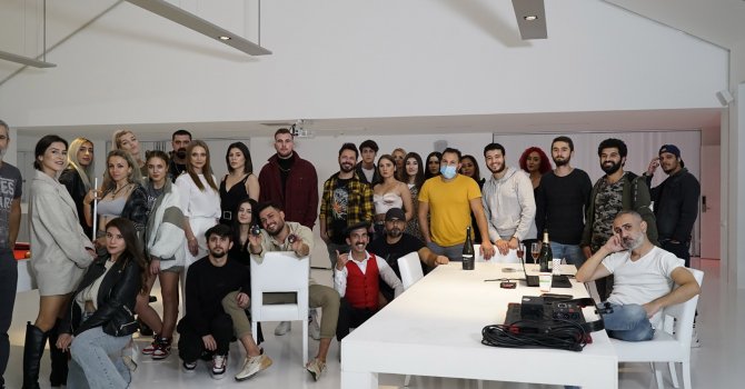 Tik-Tok fenomenine Hollywod efektli klip