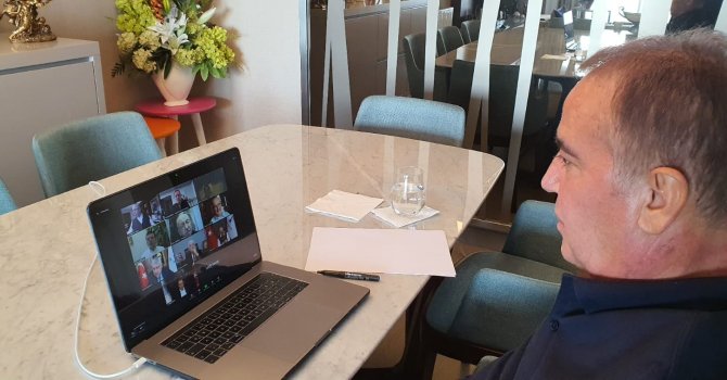 Başkan Böcek CHP’li Büyükşehir Belediye Başkanları toplantısına katıldı