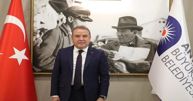 Antalya Büyükşehir Belediyesi’ndeasgari ücret 3 bin 100 lira oldu