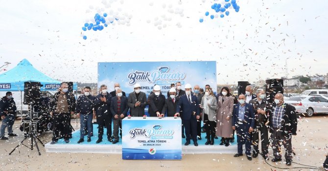 Antalya’ya yeni yıl hediyesi ‘Balıkçılar Çarşısı’