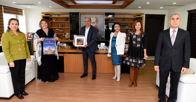 Derneklerden yeni yıl ziyareti