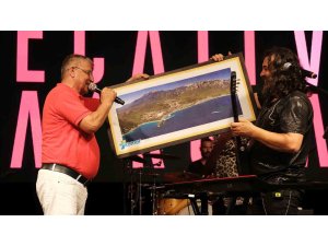 Kemer’de Zafer Bayramı coşkusu