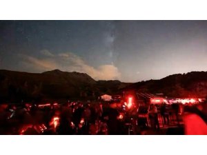 Davraz Kayak Merkezi’nde “Gökyüzü Gözlem Şenliği” düzenlendi