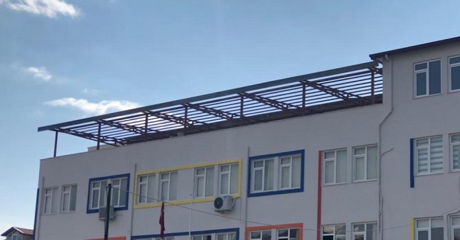 Büyükşehir’den liseye çatı desteği